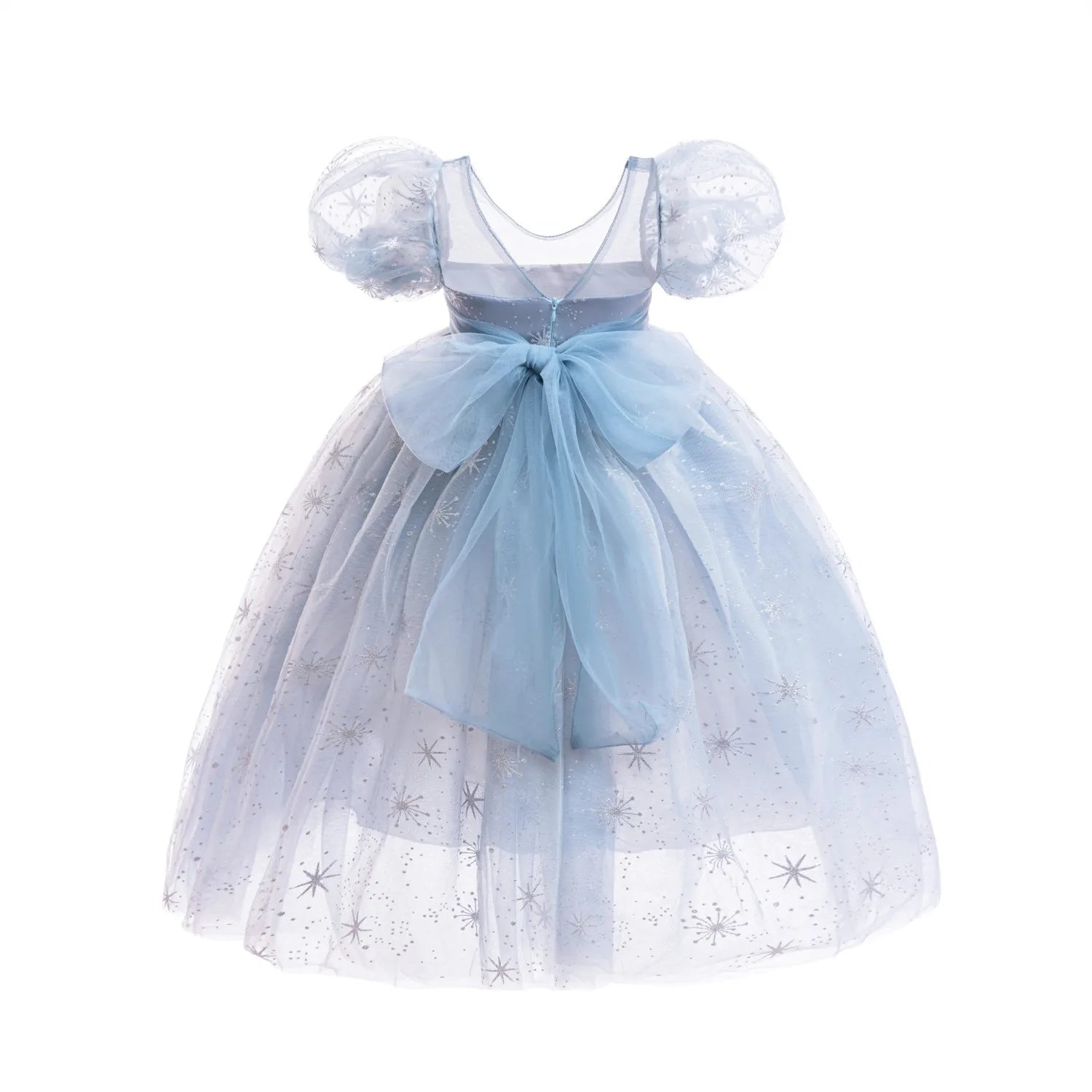 Light blue fairy-tale dress with puff sleeves on a white background